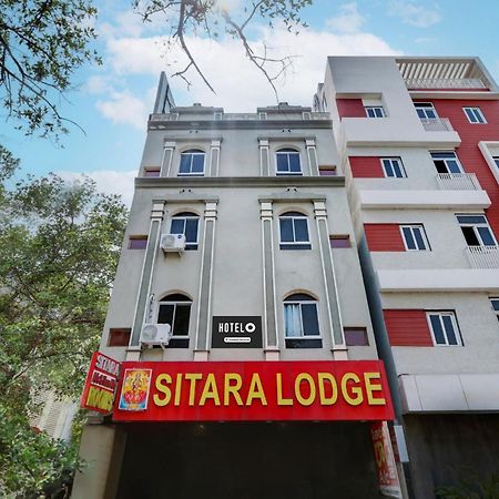 Hotel O Hanuman Pet Near Railway Station Vijayawāda Exteriör bild