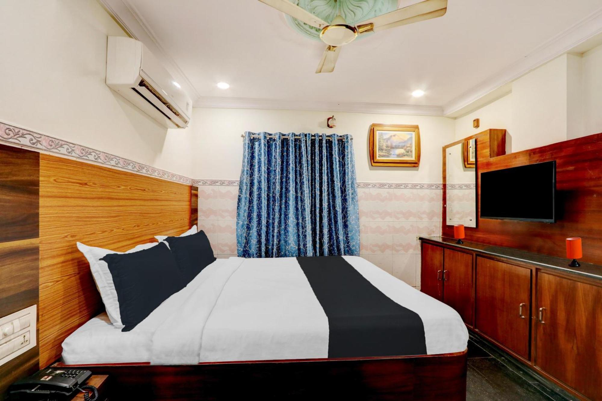 Hotel O Hanuman Pet Near Railway Station Vijayawāda Exteriör bild